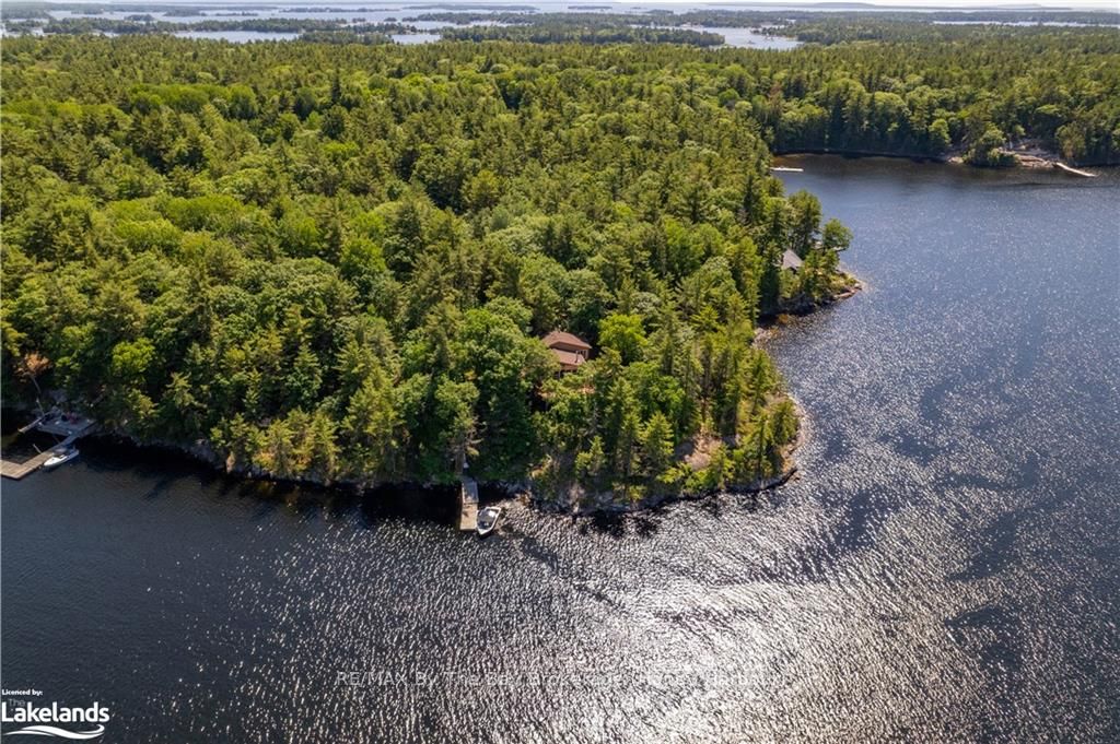 3140 ISLAND 1810