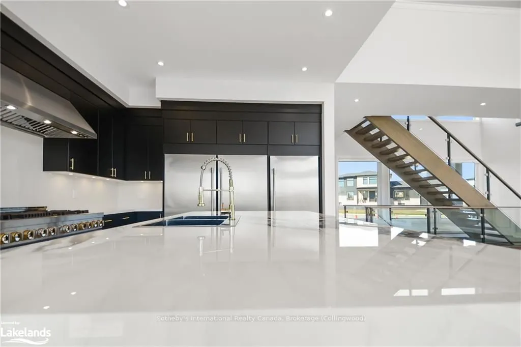 101 SLADDEN Court