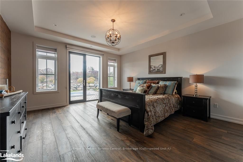 280 SUNSET Boulevard