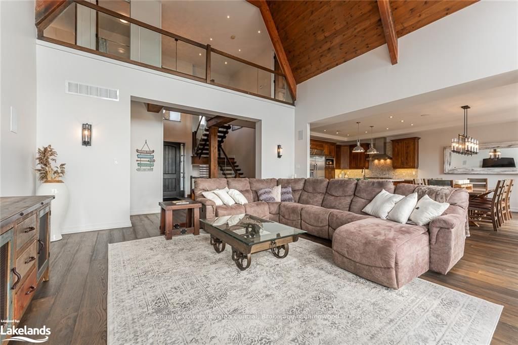280 SUNSET Boulevard