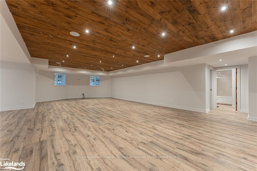 280 SUNSET Boulevard