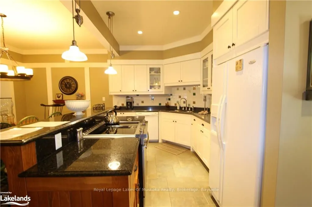 1020 BIRCH GLEN Road, #V10 W5