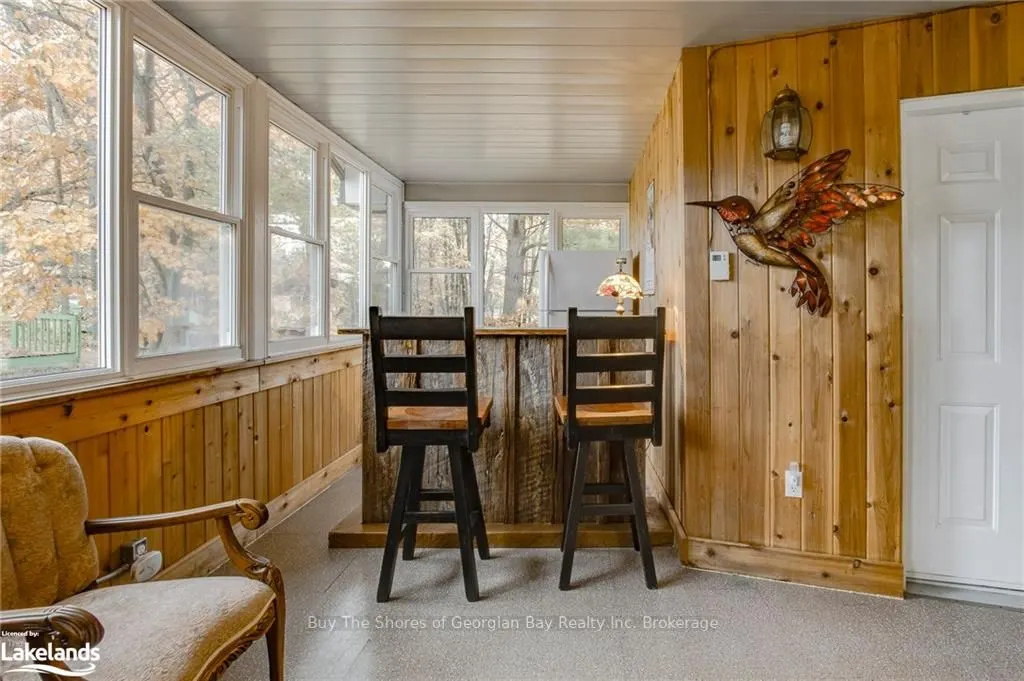 2512 HONEY HARBOUR Road