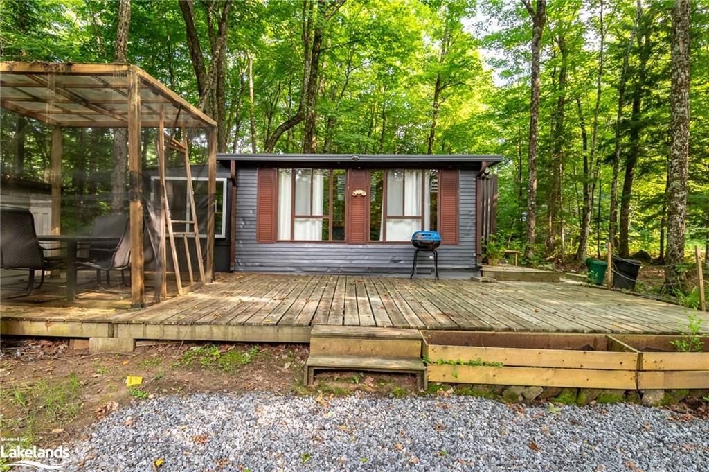 1106 DELIA Road
