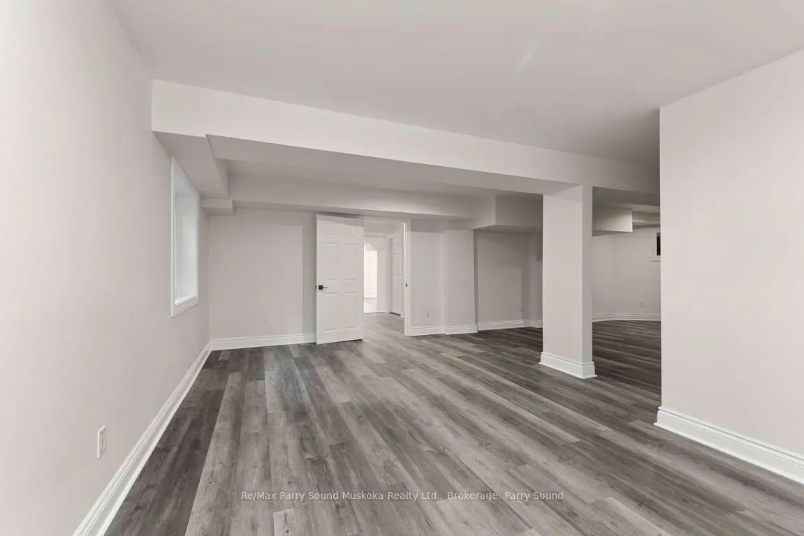 14-16 KNOWLES Crescent