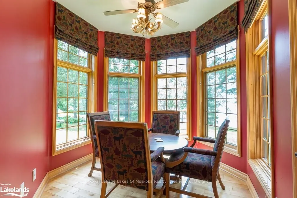 1111 DWIGHT BEACH Road, #8 Fxd W