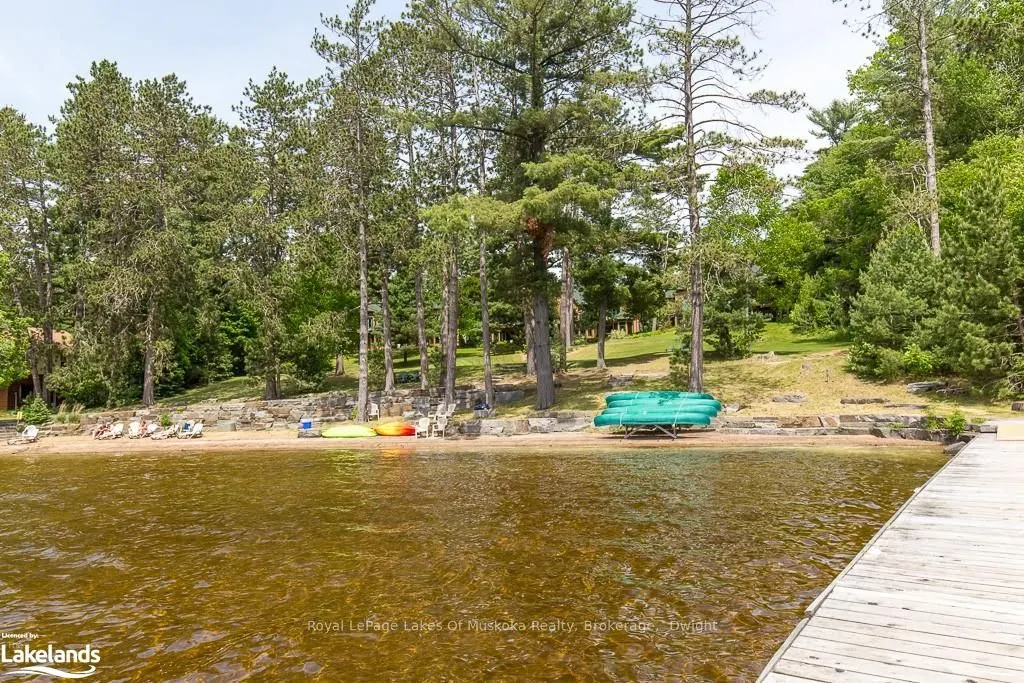 1111 DWIGHT BEACH Road, #8 Fxd W