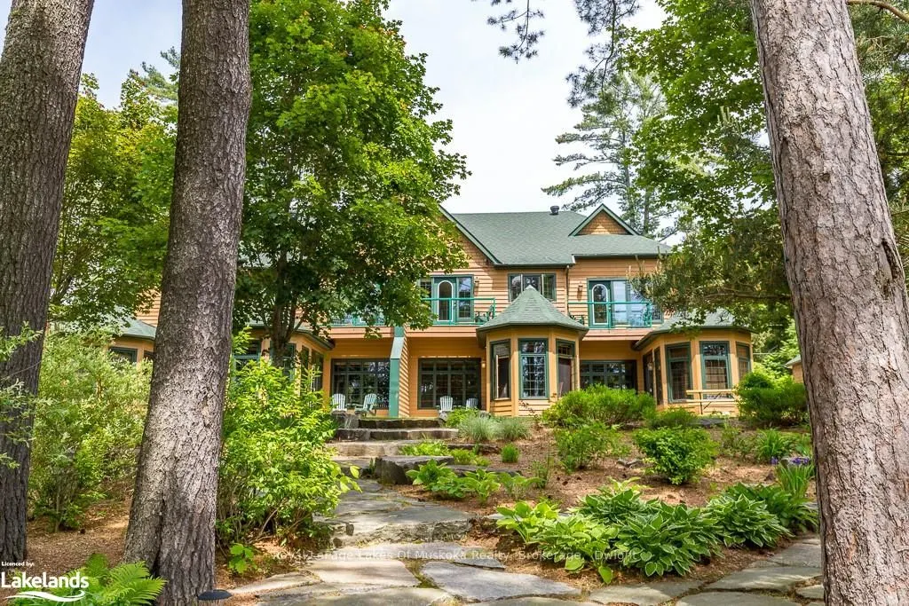 1111 DWIGHT BEACH Road, #8 Fxd W