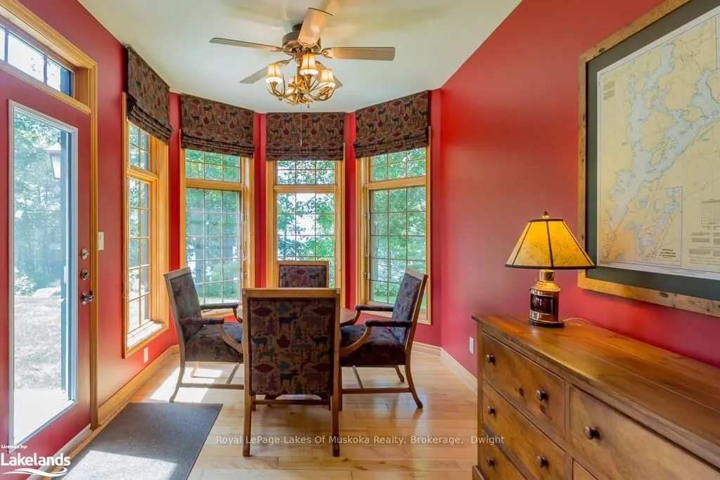 1111 DWIGHT BEACH Road, #8 Fxd W