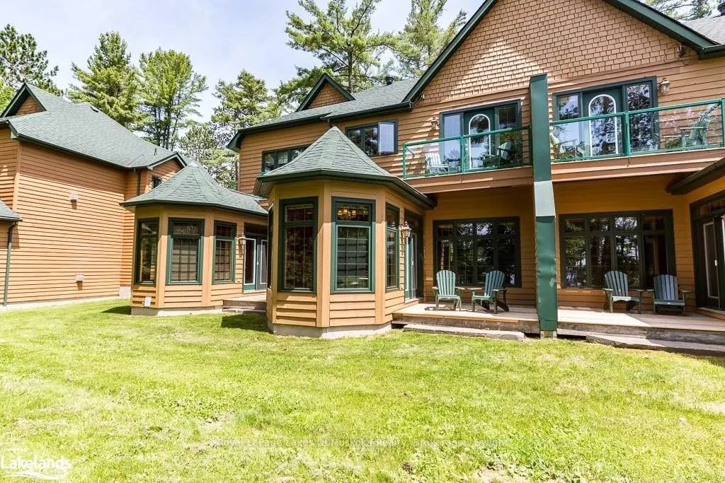 1111 DWIGHT BEACH Road, #8 Fxd W