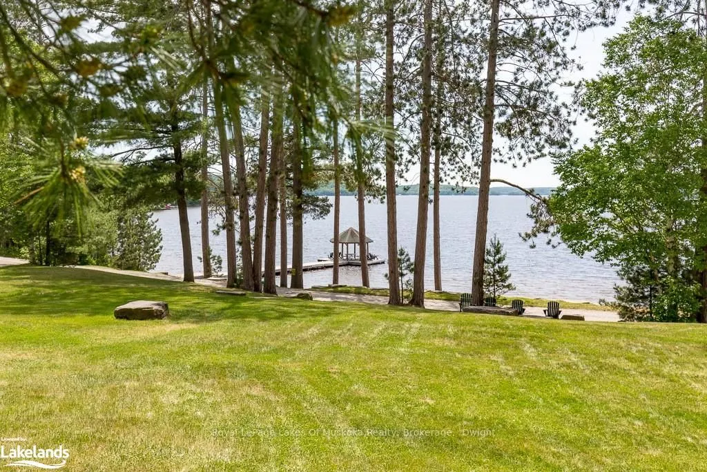 1111 DWIGHT BEACH Road, #8 Fxd W