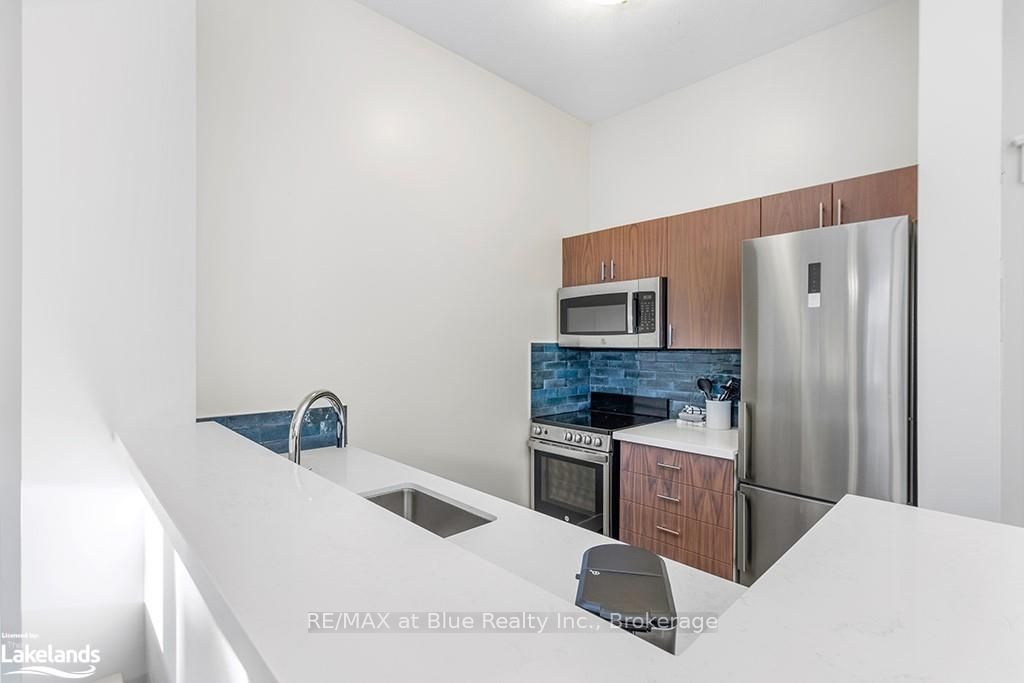 170 JOZO WEIDER Boulevard #142