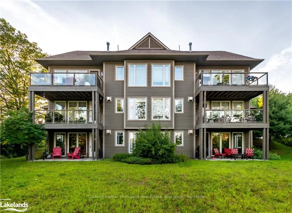 1 TREE TOPS Lane #302
