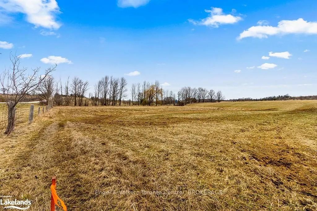 137079 GREY ROAD 12 Road