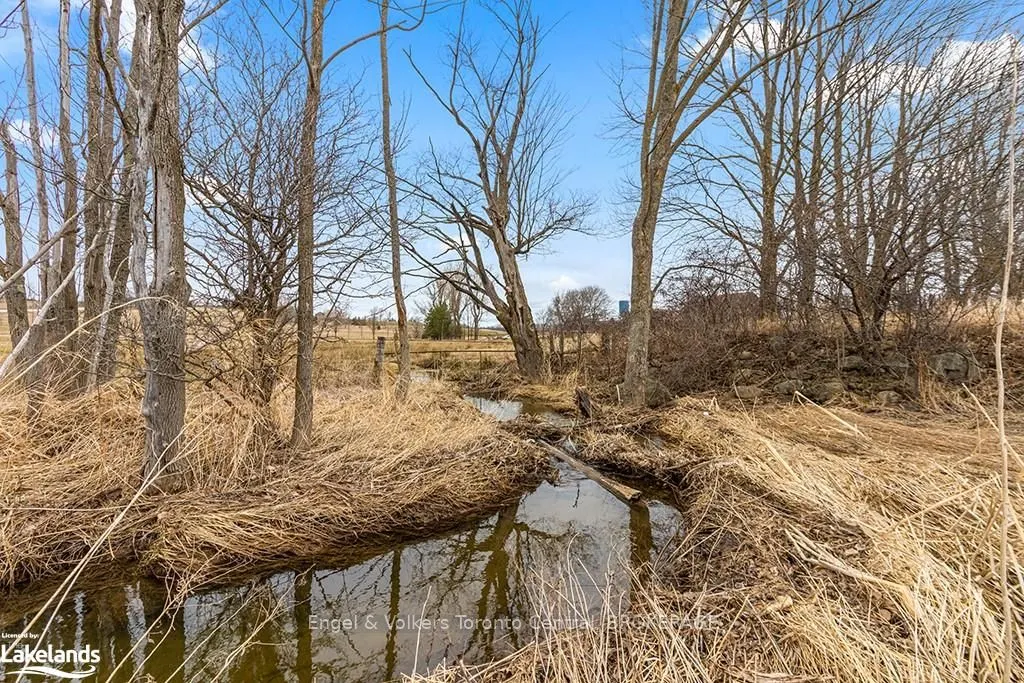 137079 GREY ROAD 12 Road