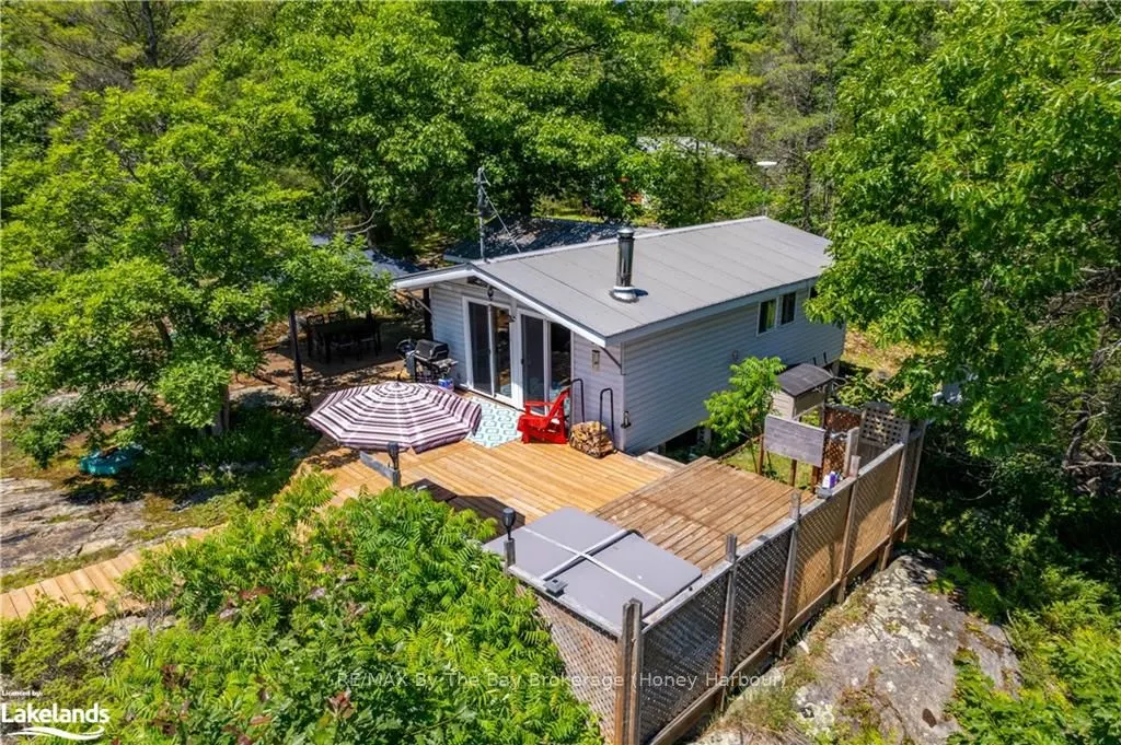 6932 ISLAND 1810 / BONE ISLAND