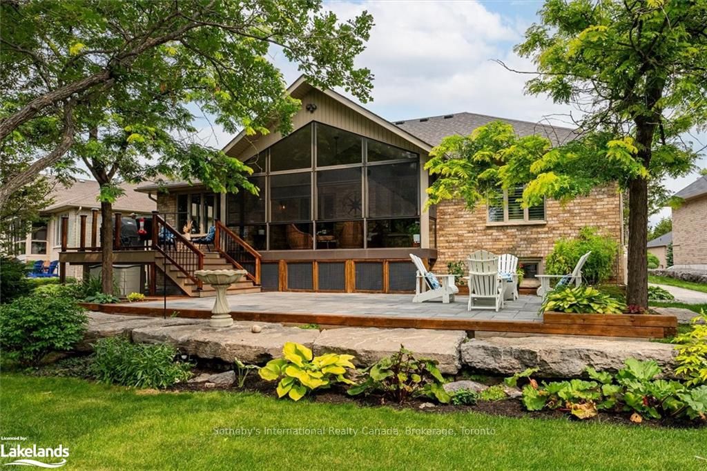 33 SOUTH HARBOUR Drive