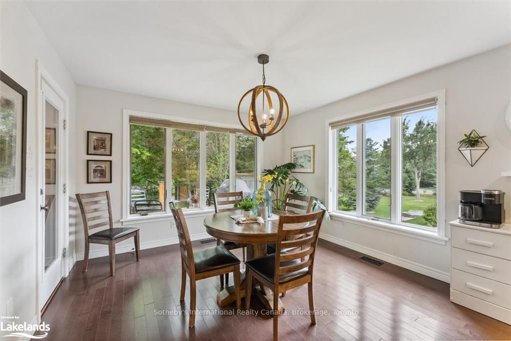 33 SOUTH HARBOUR Drive