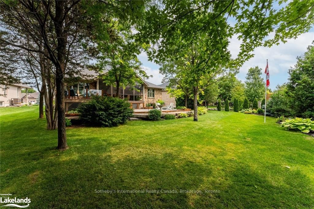 33 SOUTH HARBOUR Drive