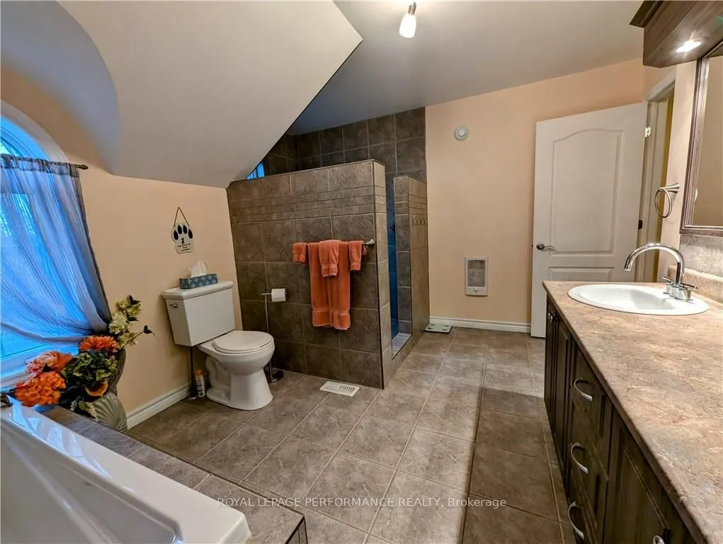 6218 SHANNON Lane