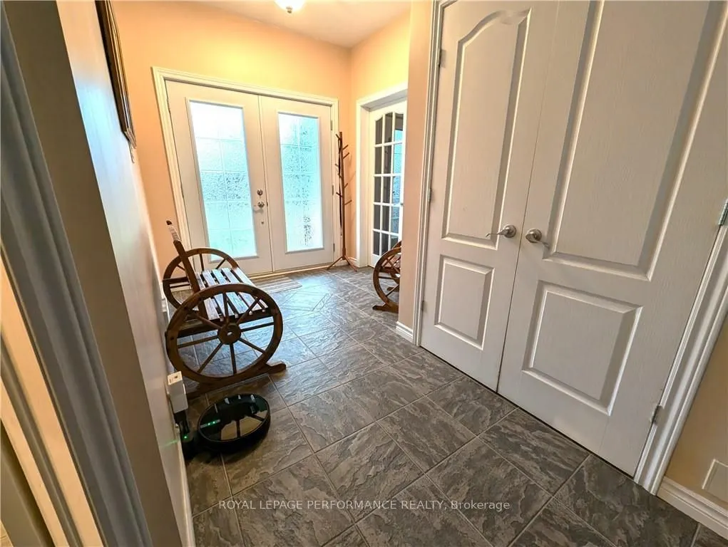 6218 SHANNON Lane