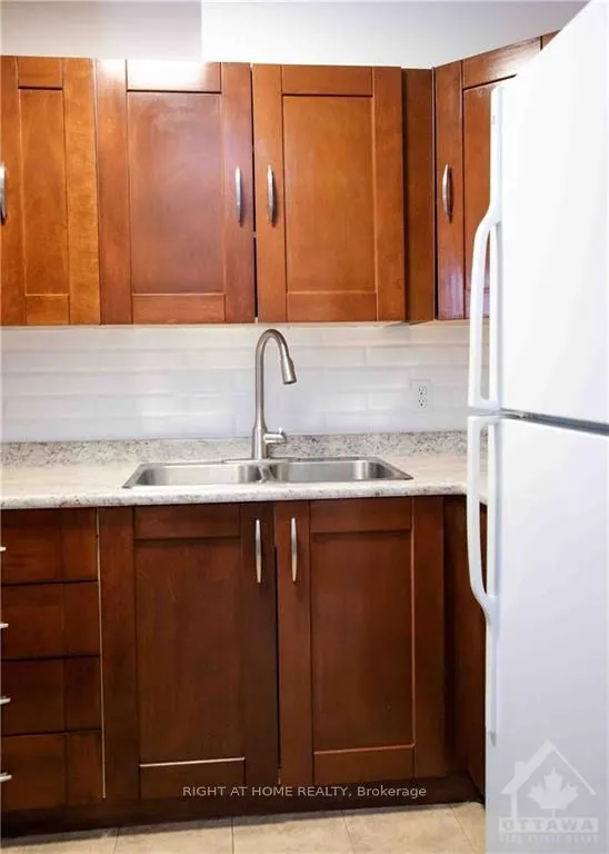 2020 JASMINE Crescent, #704