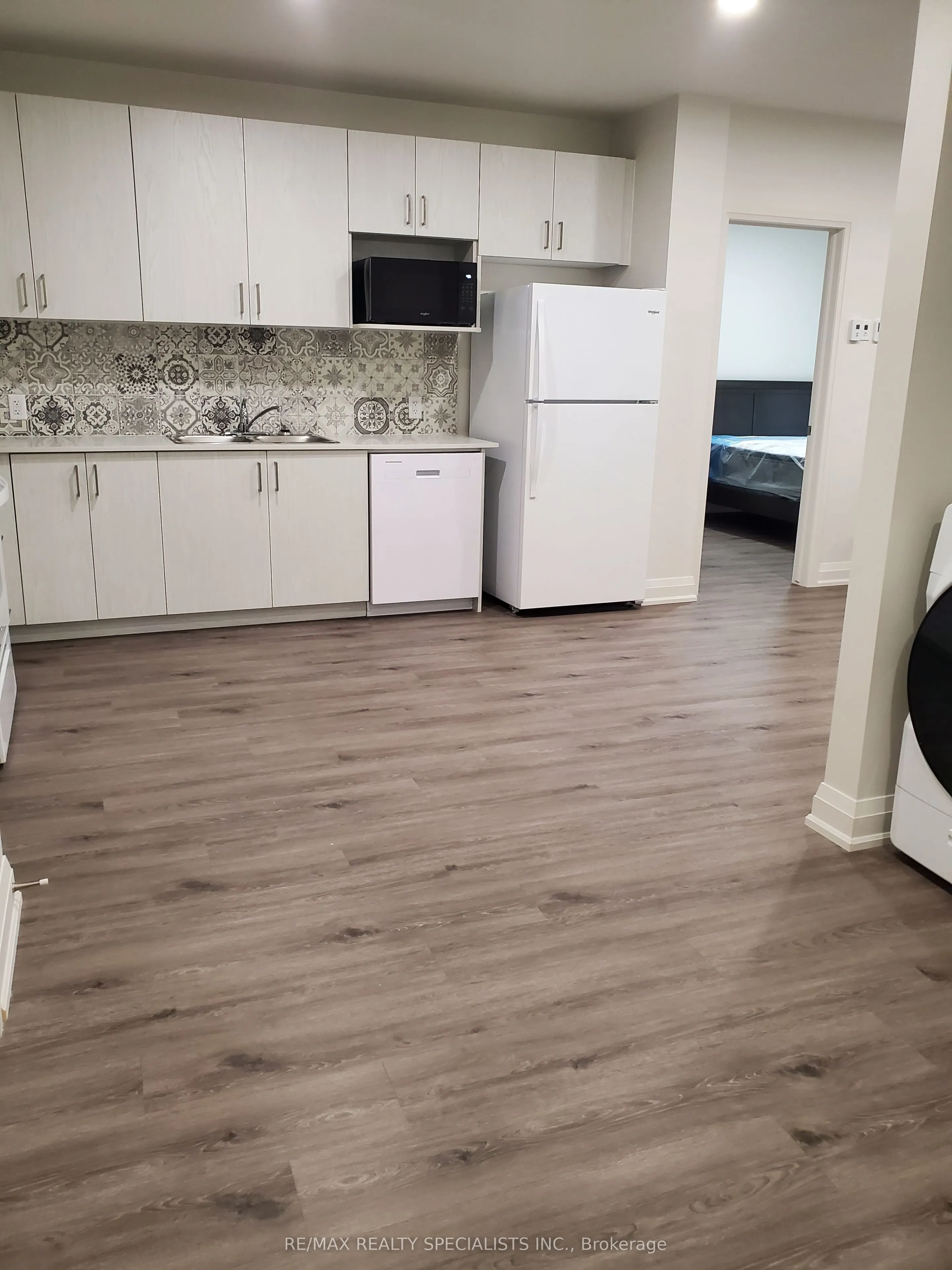 307 King Street E #206