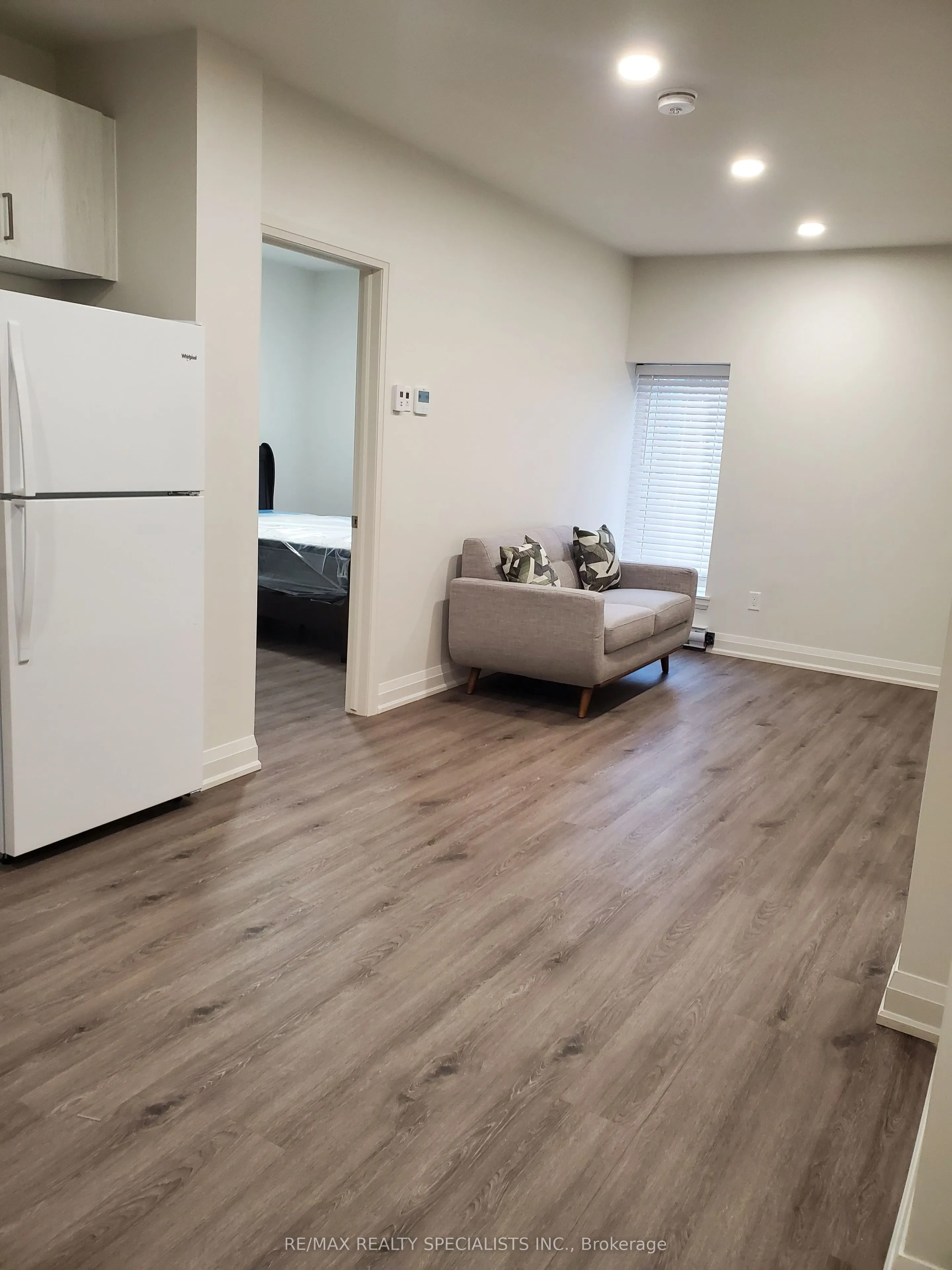 307 King Street E #206