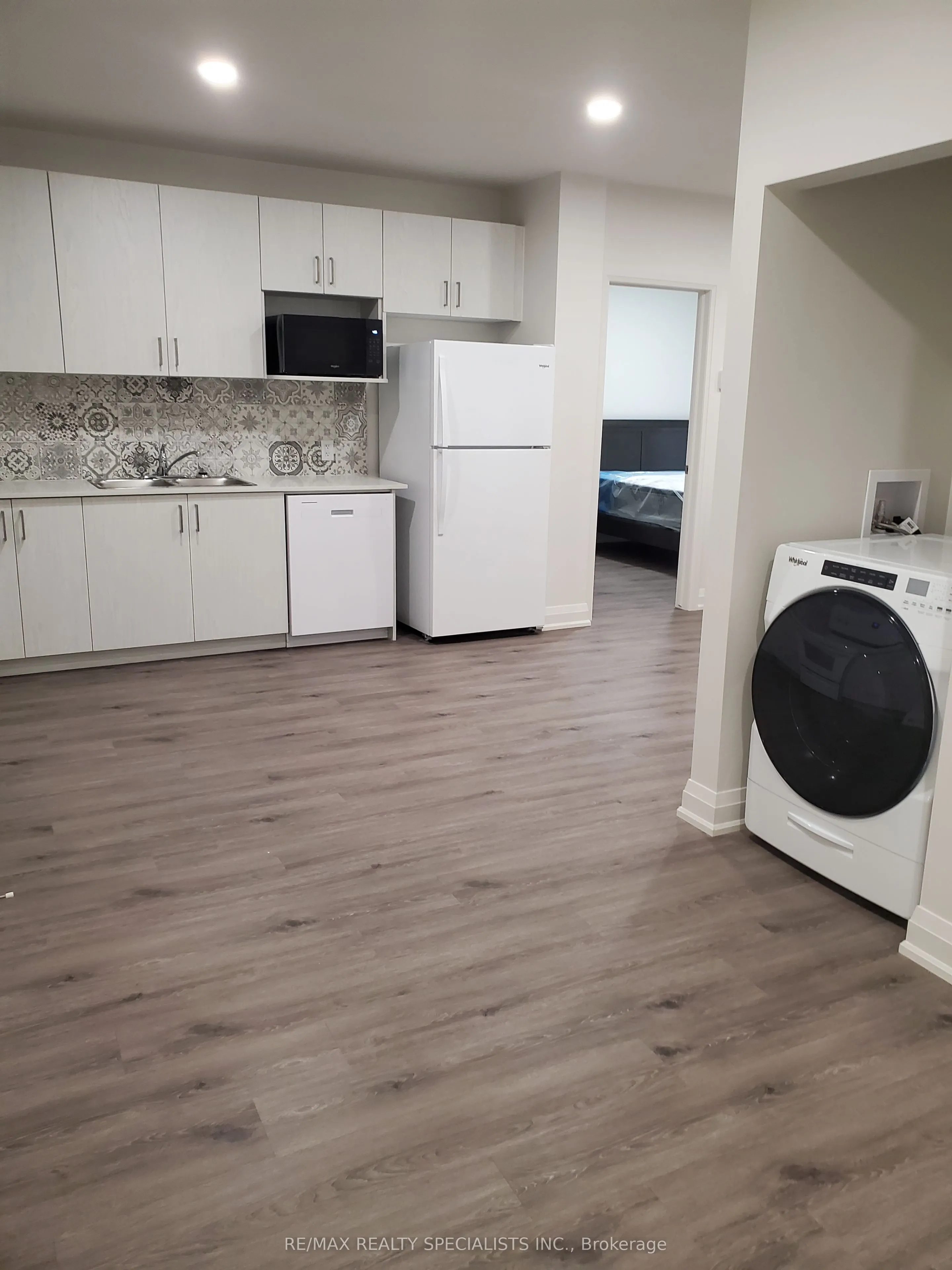 307 King Street E #206