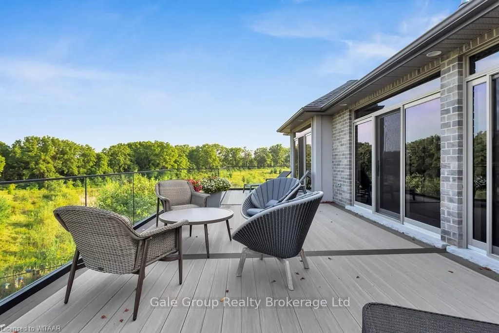 241 TAMARACK Boulevard