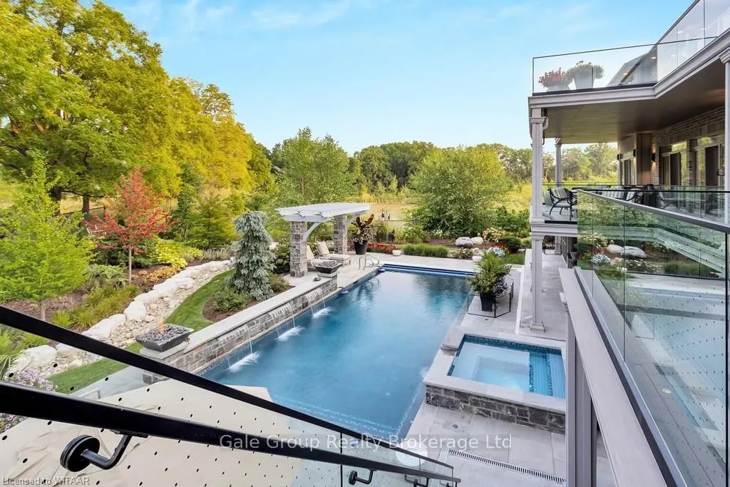 241 TAMARACK Boulevard