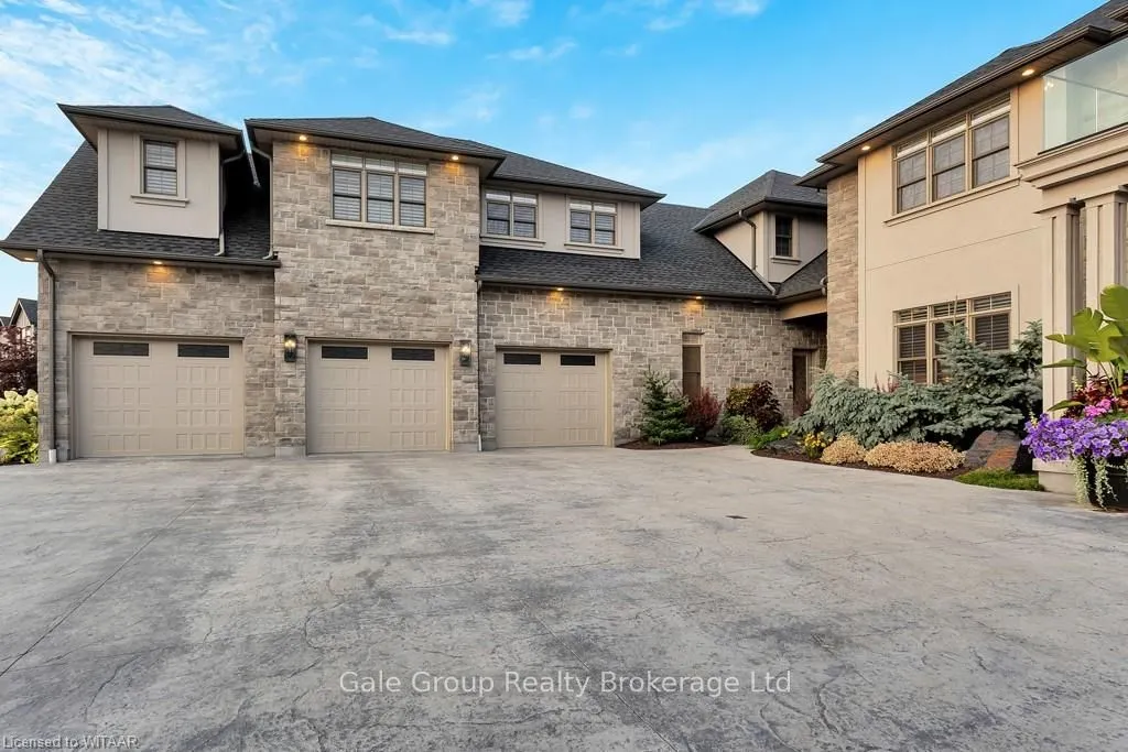 241 TAMARACK Boulevard