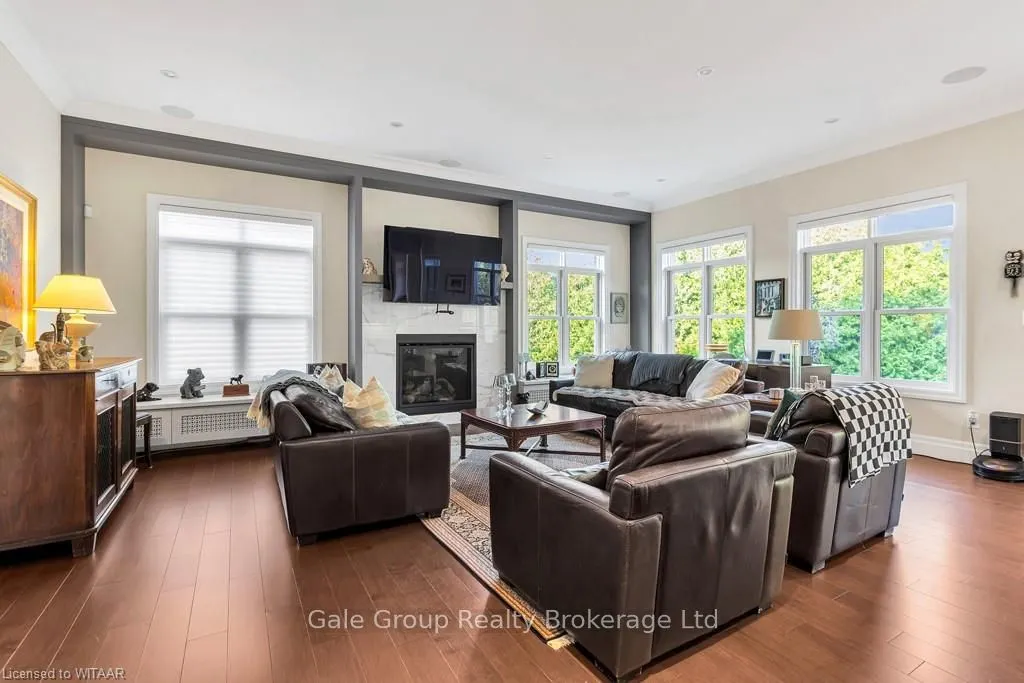 241 TAMARACK Boulevard