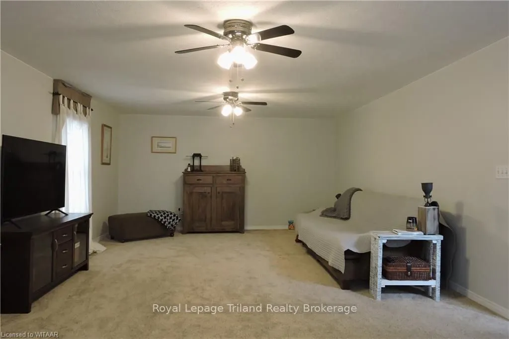 14 ELGIN Street W