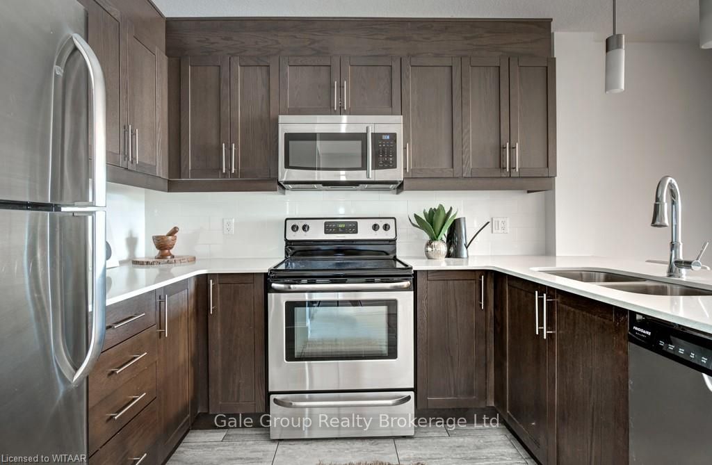34 BROCK Street #301