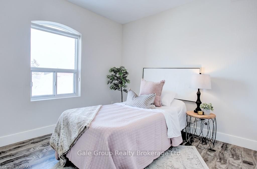 34 BROCK Street #301