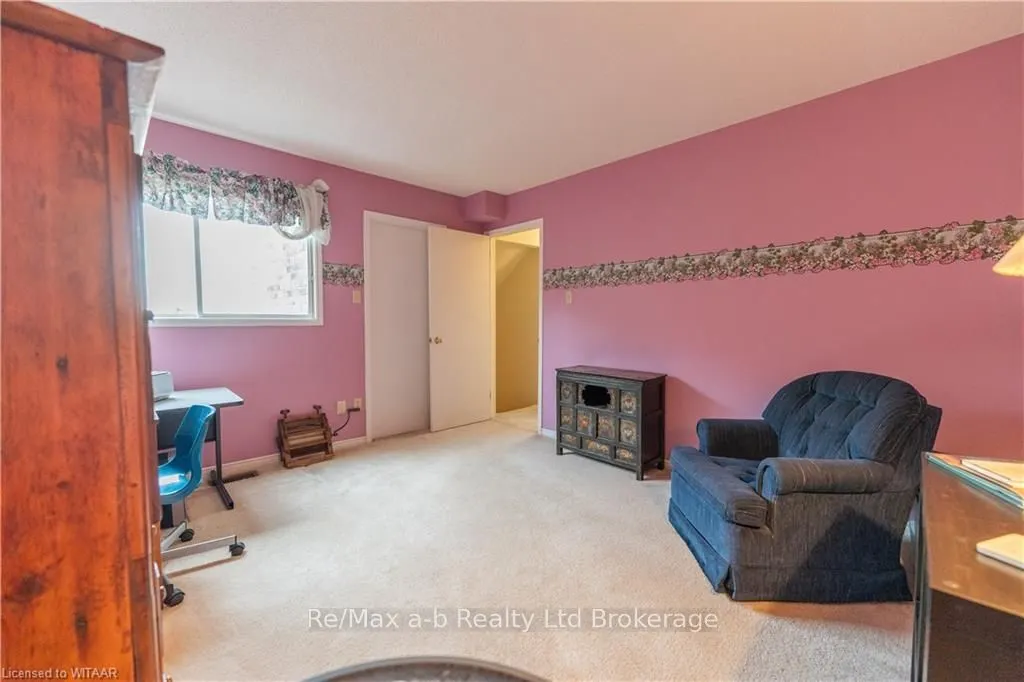 19 WREN Court #8
