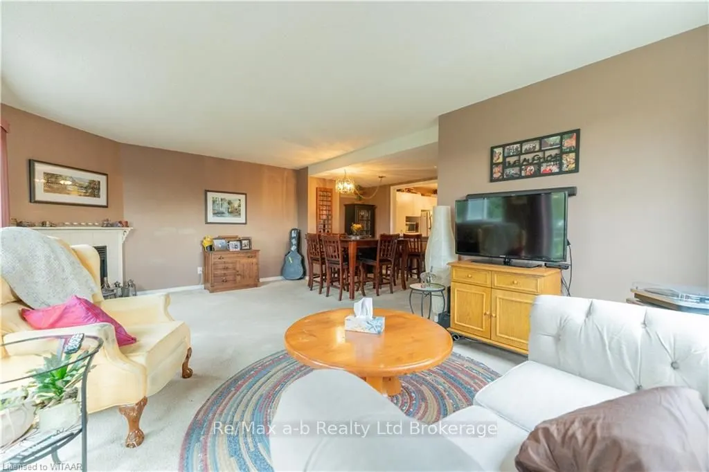 19 WREN Court #8