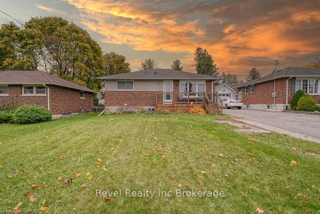 824 DEVONSHIRE Avenue