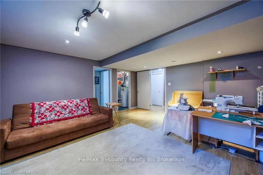80 BECKETT Boulevard