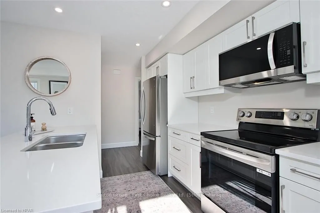 3202 VIVIAN Line, #24