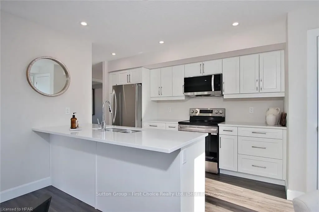 3202 VIVIAN Line, #24