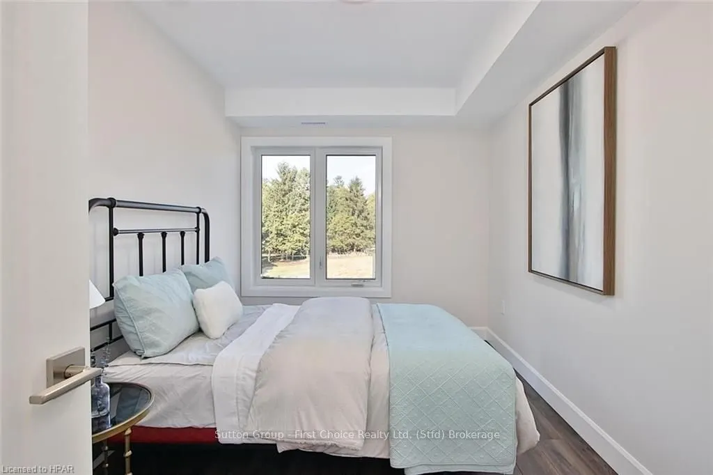 3202 VIVIAN Line, #24