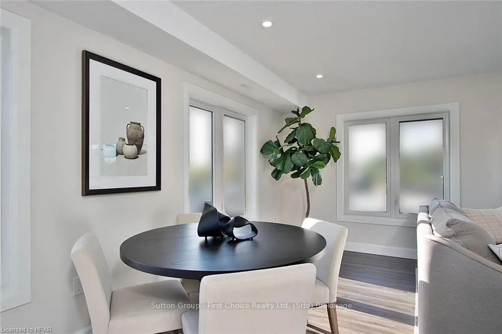 3202 VIVIAN Line, #24
