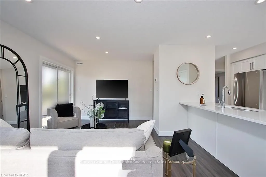 3202 VIVIAN Line, #24