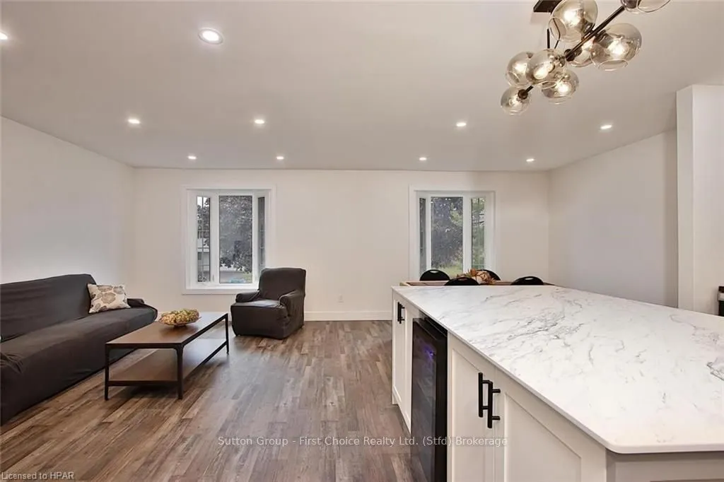 131 BRIARHILL Drive