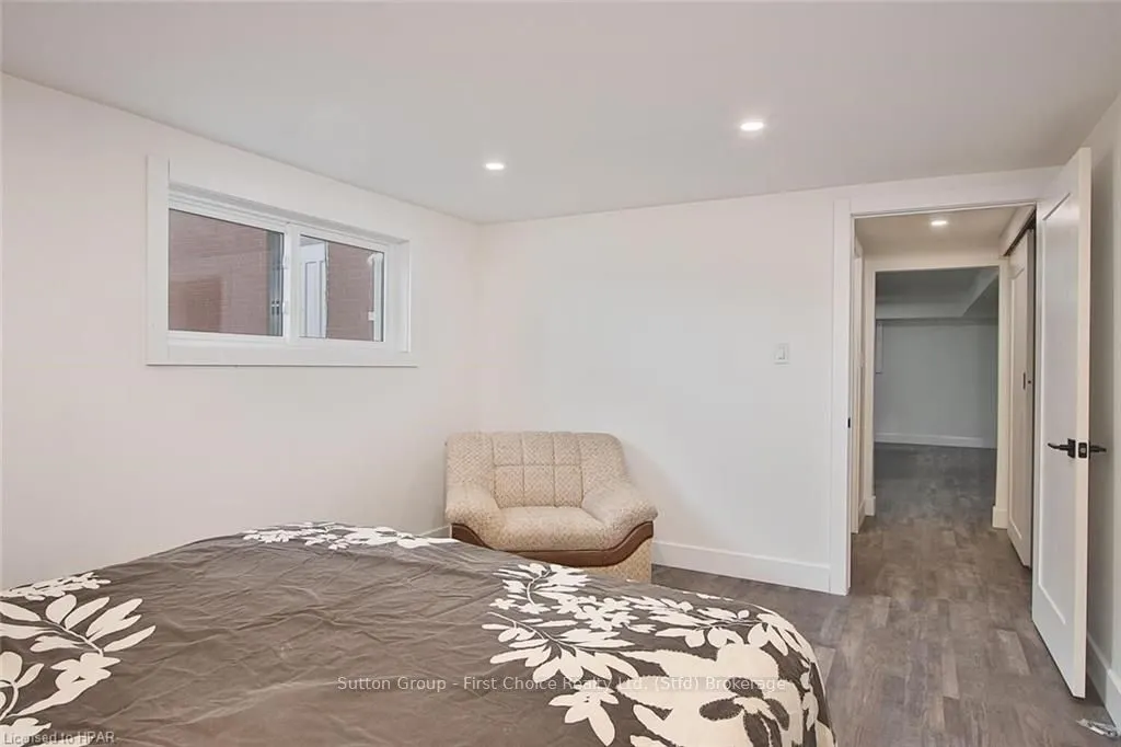 131 BRIARHILL Drive