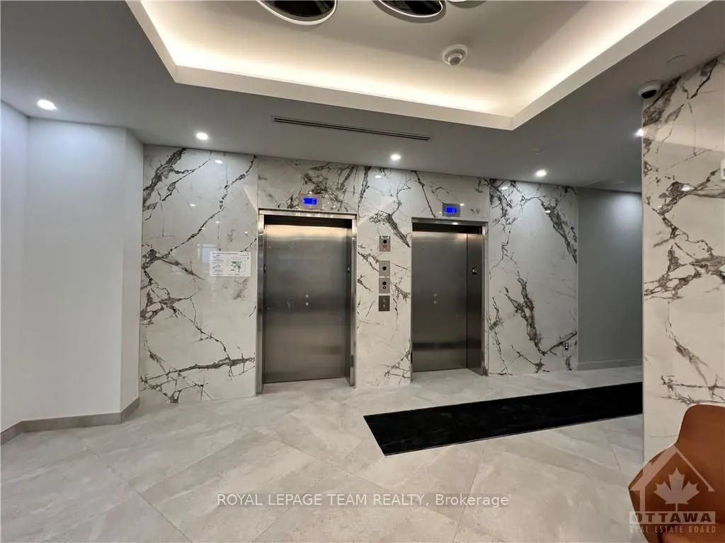 360 DESCHATELETS Avenue, #303