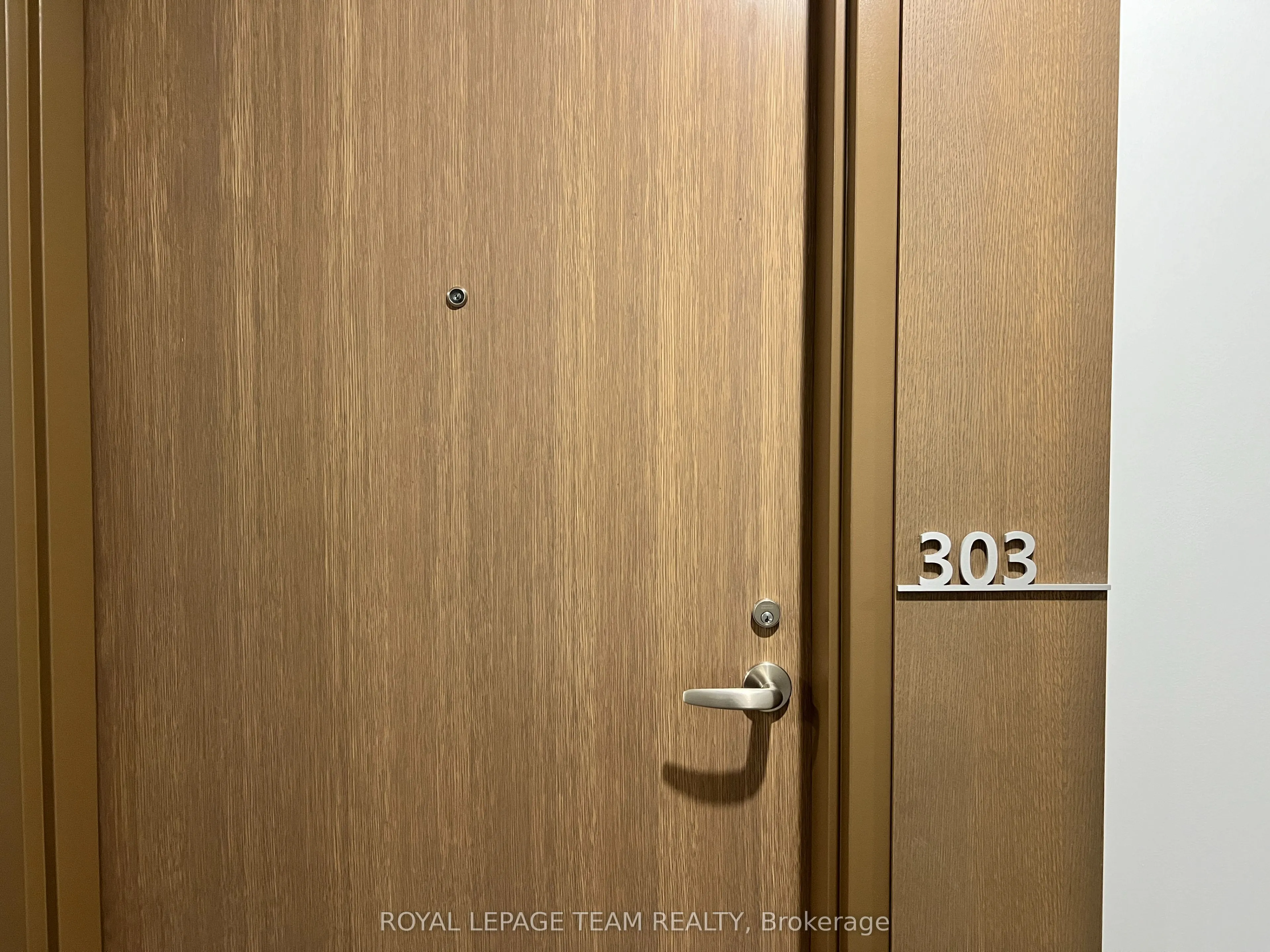360 DESCHATELETS Avenue, #303