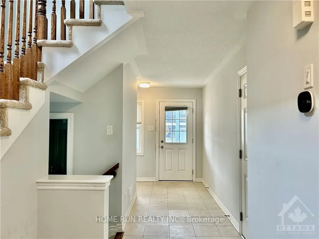 1031 APOLUNE Street